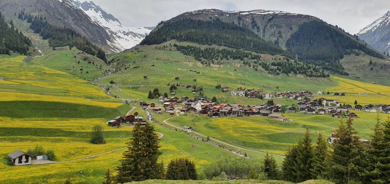 Yeti Lodge Sedrun Exteriör bild