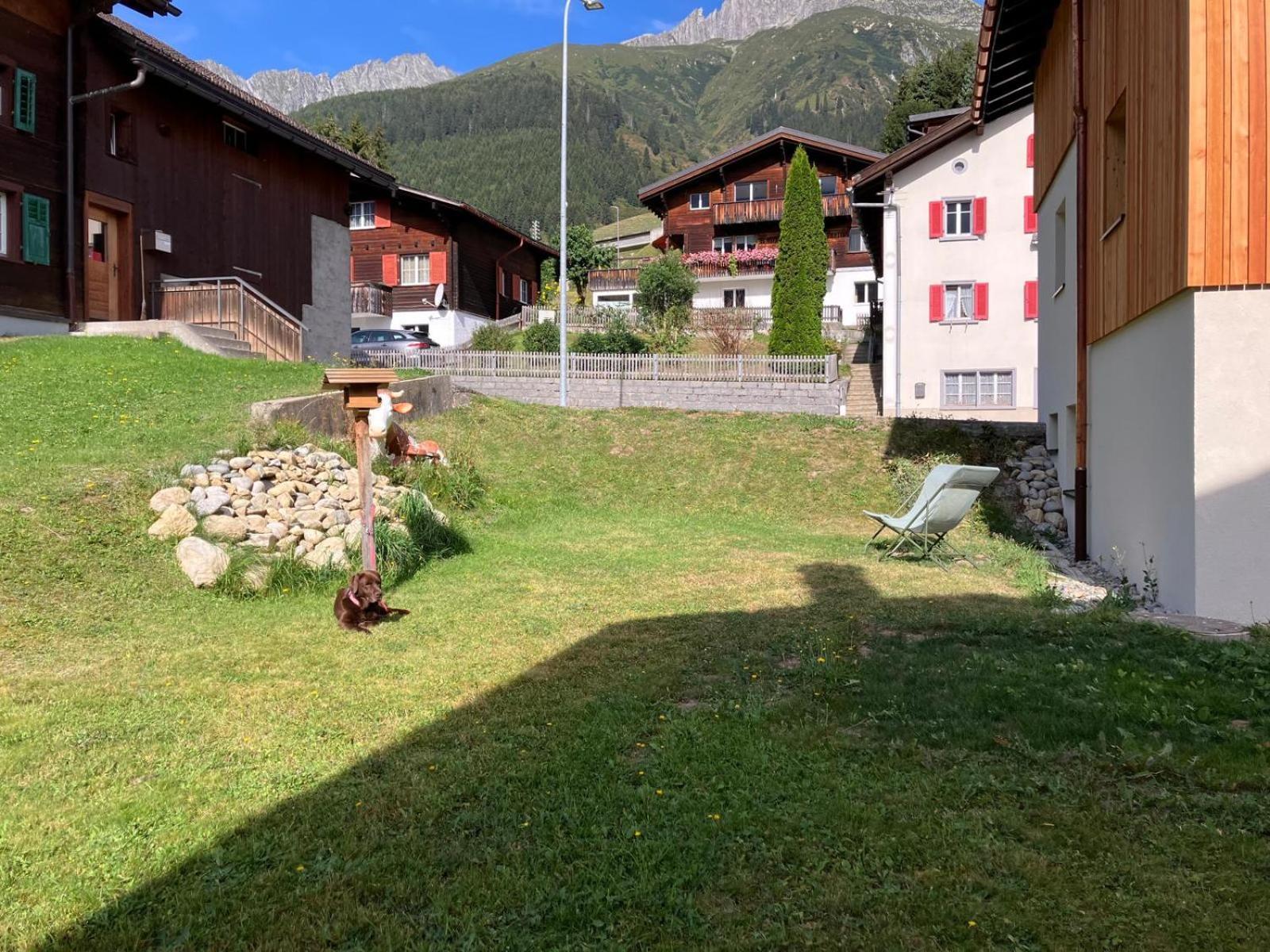 Yeti Lodge Sedrun Exteriör bild